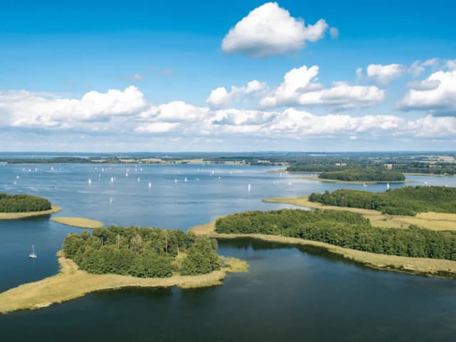 Ile wysp ma Polska? Odkryj fascynujące wyspy i ich tajemnice Ile wysp ma Polska? Odkryj fascynujące wyspy i ich tajemnice