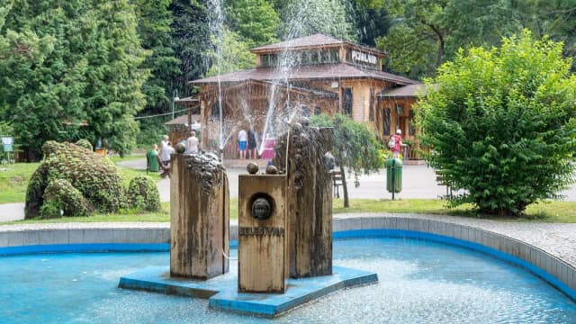 Rymanów atrakcje - odkryj niezwykłe miejsca i aktywności w Rymanowie Rymanów atrakcje - odkryj niezwykłe miejsca i aktywności w Rymanowie