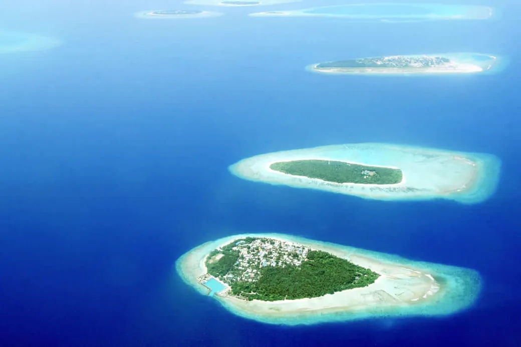 Ile trwa lot z Dubaju na Malediwy? Sprawdź, zanim polecisz!